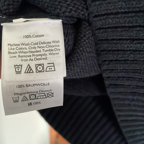 Eddie Bauer 2 button sweater, XLT - Picture 7 of 9